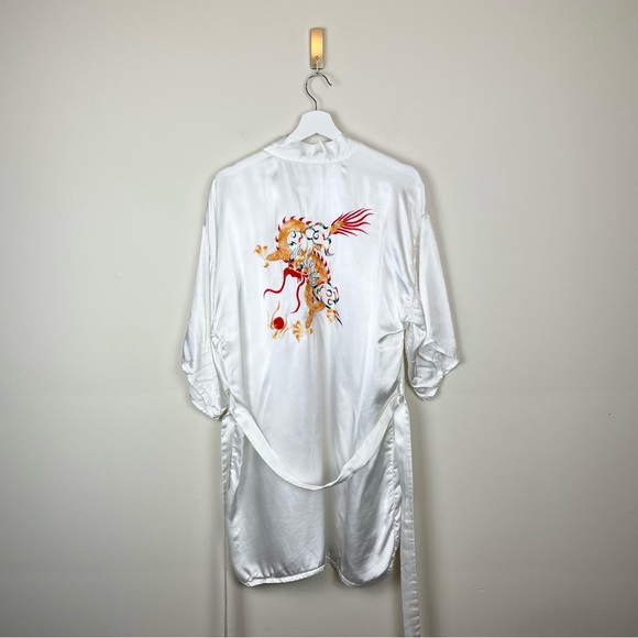 Embroidered Dragon Robe/Kimono Size Large - Picture 5 of 5